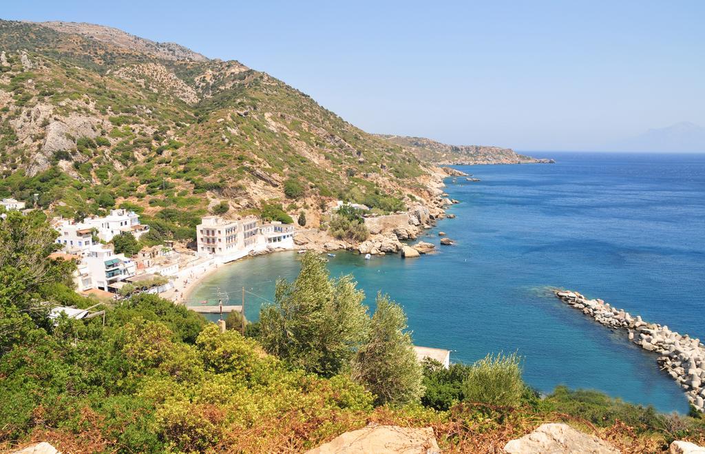 Marina Hotel Ágios Kírykos Buitenkant foto