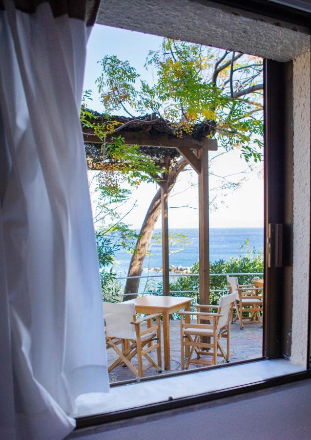 Marina Hotel Ágios Kírykos Buitenkant foto